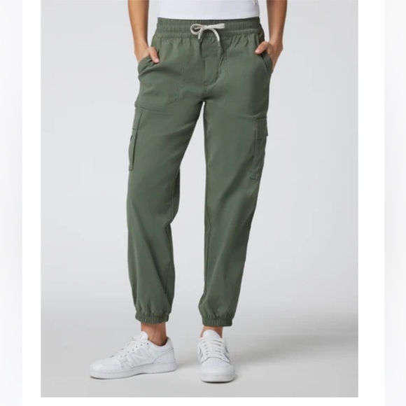 Vuori Women's XL Scout Jogger Army Green NWT Performance Elastic Waistband - Picture 6 of 7